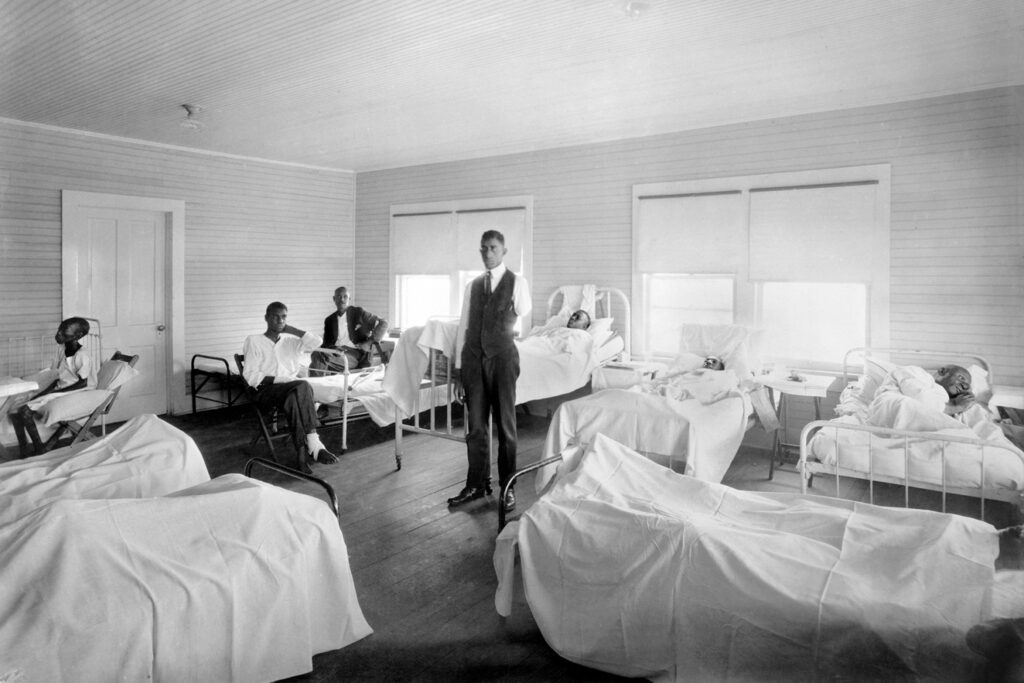 Patients recovering from Effects of Race Riot of June 1st,, American Red Cross Hospital, Tulsa, Oklahoma, USA, American National Red Cross Photograph Collection, November 1921. (Photo by: GHI/Universal History Archive/Universal Images Group via Getty Images)