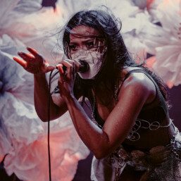 Yuniverse Brooklyn Steel NY 2025 9