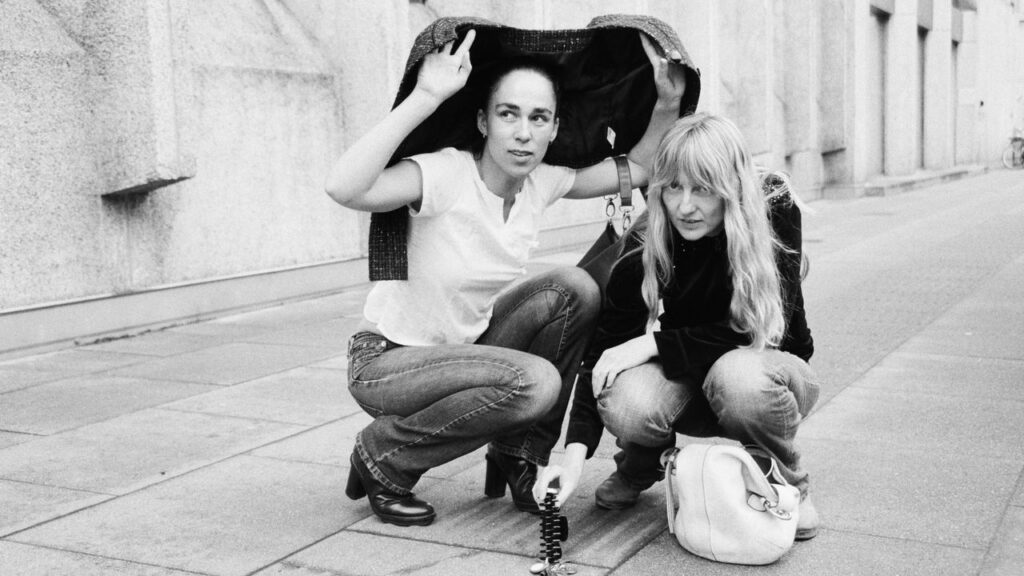 Smerz Announce New 'Easy EP' and Share Lead Single “Spring Summer”