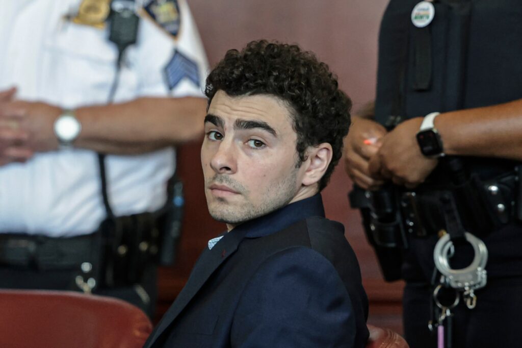 Luigi Mangione Withdraws Psychiatric Defense in UnitedHealthcare Murder Case