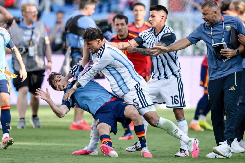 Physical Skirmish Erupts at World Cup Final Following Spain's Victory
