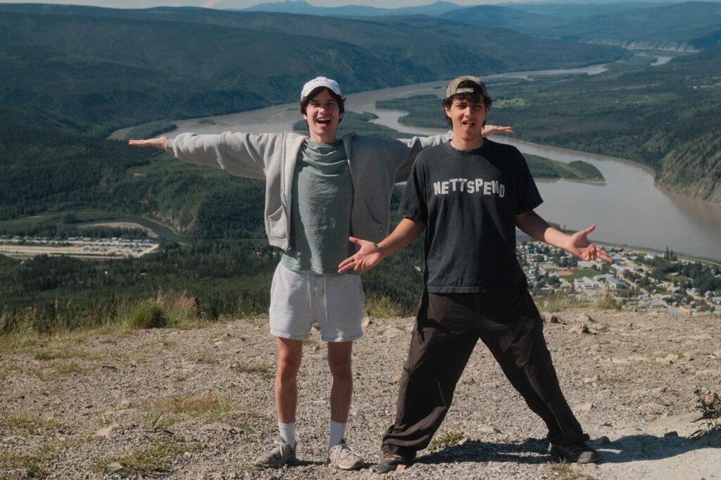 Slushy Noobz: How Two Friends Are Redefining IRL Streaming